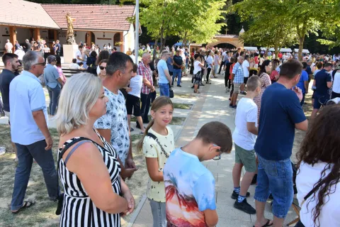 slavonija...sumanovci, gunja...15.08.2021.svetiste majke dobre nade, sumanovci; svetkovina velike gospe; misno slavlje predvodio svecenik ivan benakovic;foto Gordan Panić