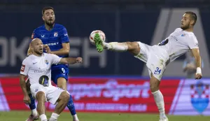 Zagreb, 08.08.2025 - Utakmica 2. kola HNL-a Dinamo - Vukovar 91. Na fotografiji Marin Pilj, Dion Drena Beljo,. foto HINA/ Daniel KASAP/ dk