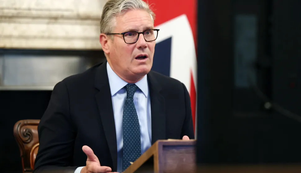 epa12298015 British Prime Minister Keir Starmer co-chairs a virtual meeting of the Coalition of the Willing from Downing Street in London, Britain, 13 August 2025. Starmer and other European leaders are holding virtual talks ahead of US President Trump's meeting with Russian President Putin in Alaska on 15 August. EPA/ANDY RAIN/POOL