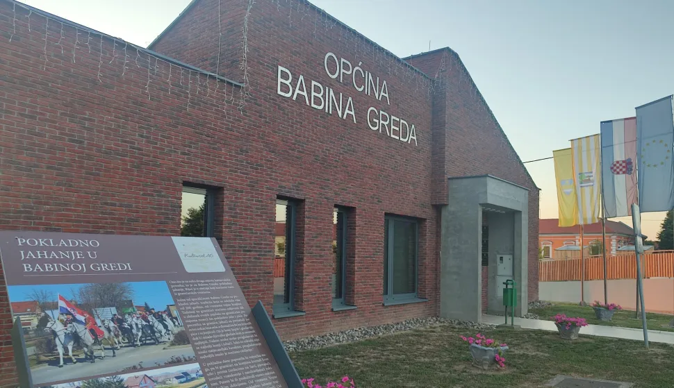 Zgrada Općine u Babinoj Gredisnimila Marija Lešić Omerović