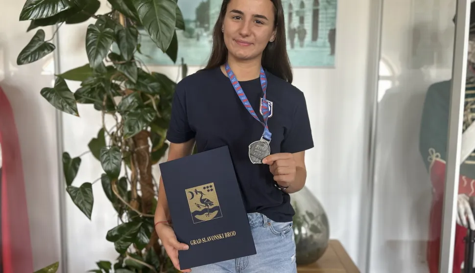 Nika Batinić svoje je prve rukometene korake započela u HRK-u Brod slavonski brod - kolovoz 2025.