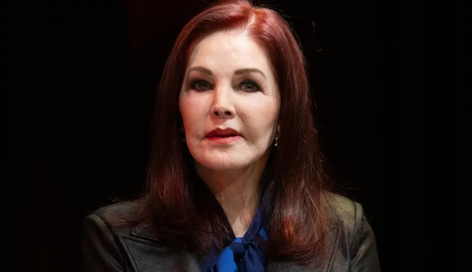 20 March 2025, Hesse, Bad Nauheim: Priscilla Presley speaks at a press conference ahead of her talk show "An intimate evening with Priscilla Presley". Presley is a guest at the Jugendstil Theater with her talk show. Photo: Boris Roessler/dpa Photo: Boris Roessler/DPA