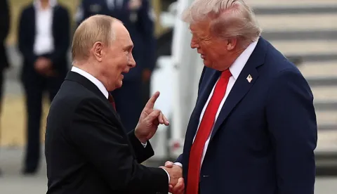 U.S. President Donald Trump shakes hand with Russian President Vladimir Putin, as they meet to negotiate for an end to the war in Ukraine, at Joint Base Elmendorf-Richardson in Anchorage, Alaska, U.S., August 15, 2025. REUTERS/Kevin Lamarque Photo: KEVIN LAMARQUE/REUTERS