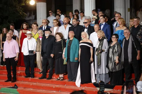 Sarajevo, 15.08.2025. - Svjetskom premijerom filma "Paviljon" u režiji Dine Mustafića večeras je otvoren 31. Sarajevo Film Festival (SFF). foto HINA/ FENA/ Almir Razić/ ml.