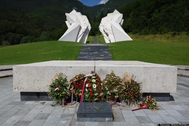 06.07.2018., Tjentiste, Bosna i Hercegovina - Nacionalni park Sutjeska danas. Spomenik palim borcima u II. svjetskom ratu u borbama na Sutjesci, ciji se dio za vrijeme jakih kisa odronio te je sad u sanaciji. "nPhoto: Tomislav Miletic/PIXSELL 