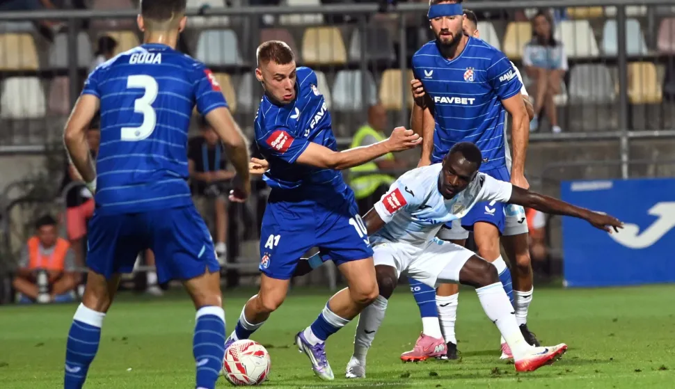 Rijeka, 16.8.2025.- Susret 2. kola HNL-a Rijeka - Dinamo na stadionu Rujevica. foto HINA/ Miljenko KLEPAC/ ua