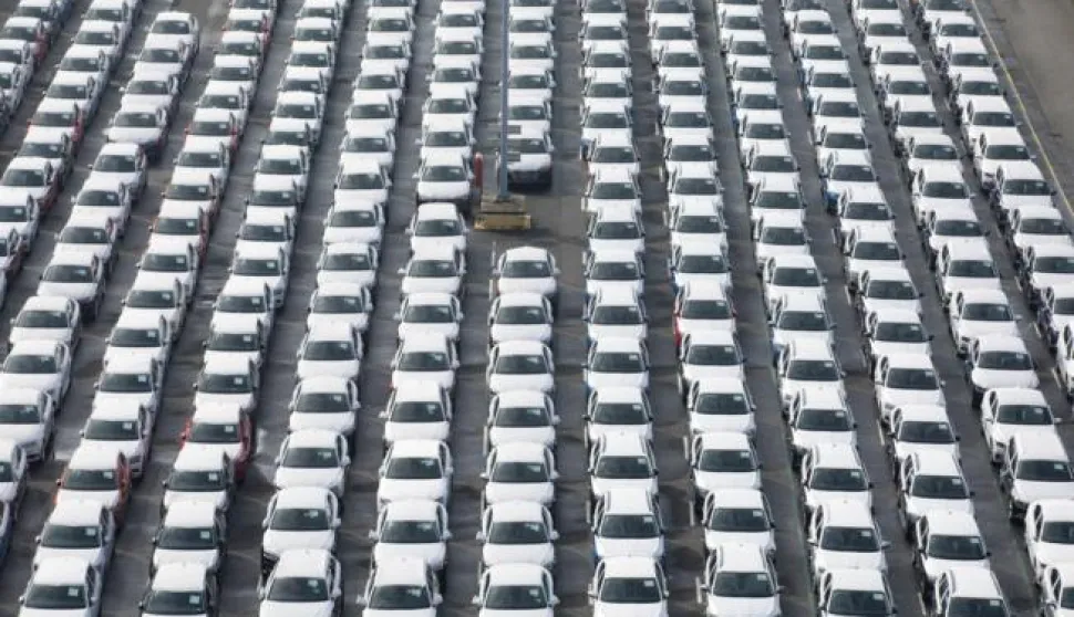 09 March 2018, Germany, Emden: Volkswagen cars stand in the harbour of Emden before shipping. On 13 March, Volkswagen's board will present the annual figures of 2017 at a press conference. Photo: Jörg Sarbach/dpa /DPA/PIXSELL------auto4 st