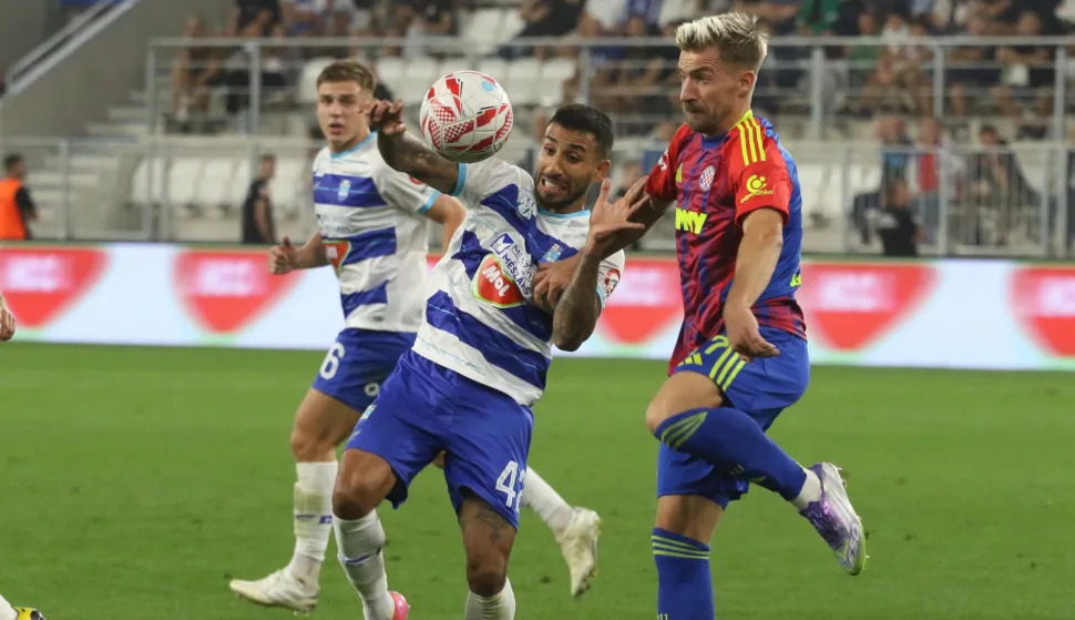 Osijek, 24. 08. 2025, Opus Arena, nogomet, Osijek -Hajduk, SuperSport HNL 25/26. Guades Borges Renan (42).snimio GOJKO MITIĆ