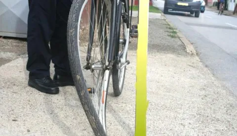 ?bicikl Slavonski Brod prometna nesreca------crna2 st