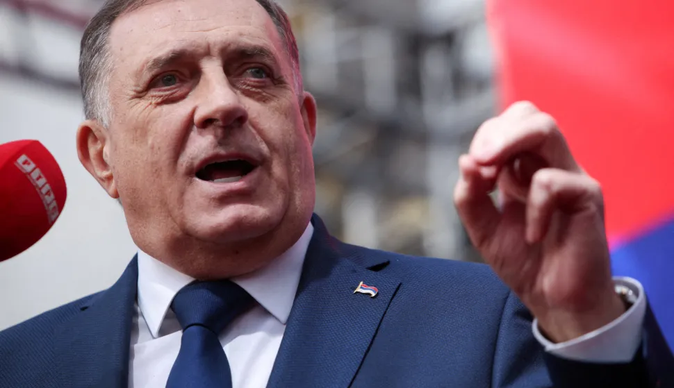 FILE PHOTO: Republika Srpska (Serb Republic) President Milorad Dodik addresses supporters reacting to a court decision on charges that he defied rulings by an international peace envoy, in Banja Luka, Bosnia and Herzegovina, February 25, 2025. REUTERS/Amel Emric/File Photo Photo: AMEL EMRIC/REUTERS