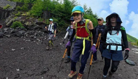 Japanac se popeo na Fuji u 102. godini