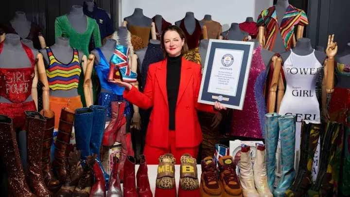 Guinnessova knjiga rekorda - Liz West