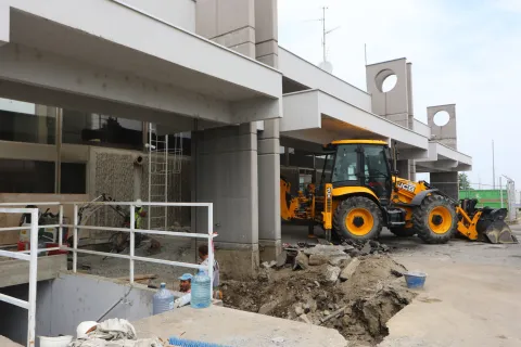 Osijek, 21. 08. 2025, Klisa, Zračna luka Osijek, ZLO. Radovi na obnovi Zračne luke se odvijaju zajedno s prmoetom i letovima iz Osijeka...snmio GOJKO MITIĆ