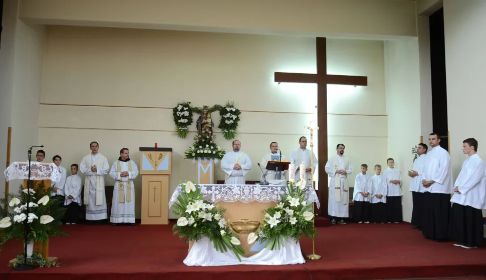 Višnjevac: 09.09.2014Višnjevac, obilježavanje crkvenog goda, misaSnimio: Josip Šeri