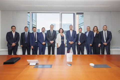 CENTAR BROKER, PBZ, Dinko Lucić, Ivan Valentić