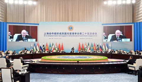 epa12341906 Russian President Vladimir Putin appears on large screens as he addresses a plenary session of the Shanghai Cooperation Organization (SCO) Heads of State Council summit in Tianjin, China, 01 September 2025. EPA/SERGEY BOBYLEV/SPUTNIK/KREMLIN/POOL MANDATORY CREDIT