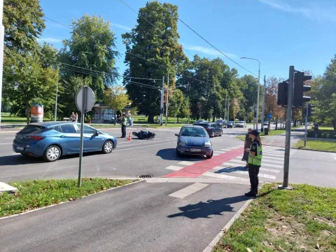 Prometna nesreća na križanju Europske avenije i Zagrebačke ulice u Osijeku