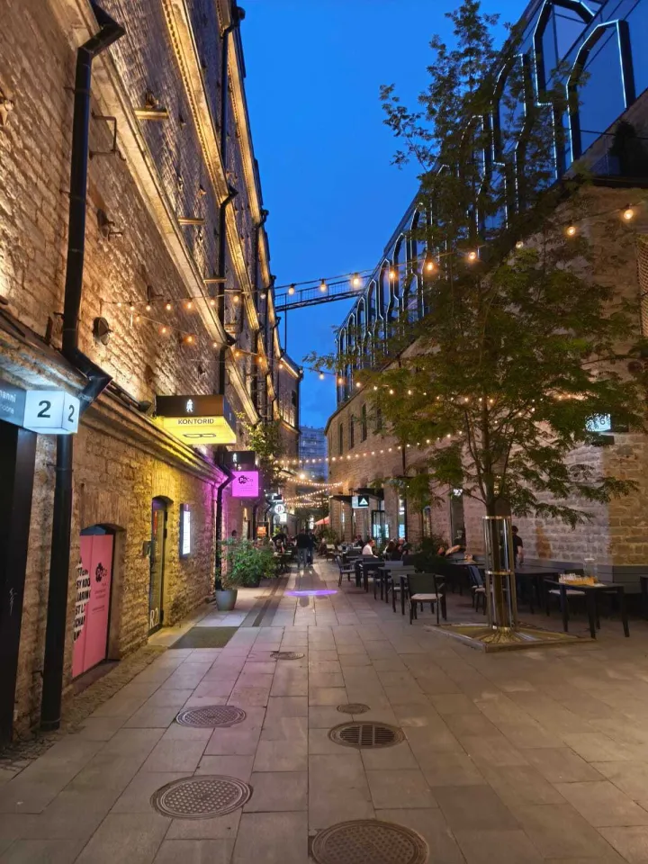 Umjesto razglednice - Tallinn, EstonijaPiše: Bruno KoićFoto: Ozana Vignjević/Nikica Torbica2025.