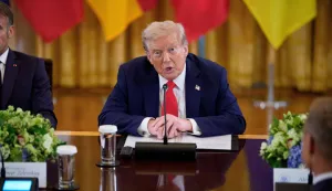 epa12308975 United States President Donald J Trump speaks during a Multilateral Meeting with European Leaders in the East Room of the White House in Washington, DC, USA, 18 August 2025. European Leaders are at the White House in support of President Zelenskyy following President Trump's meeting with President Vladimir Putin of Russia in Anchorage, Alaska, USA, on August 15, 2025. EPA/AARON SCHWARTZ/POOL