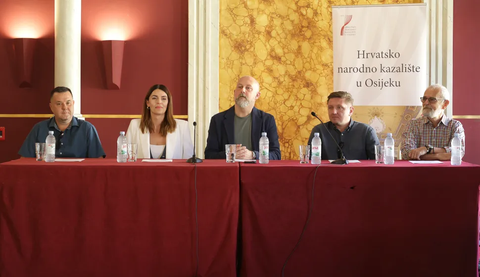 Osijek, 04. 09. 2025., HNK, Slavonski KaFe, 4. Slavonski KaFe, press, konferencija za medije, Tomislav Pintarić, Valentina Neferović, Vladimir Ham, Vladimir Andrić, Ivica Lučić SNIMIO BRUNO JOBST