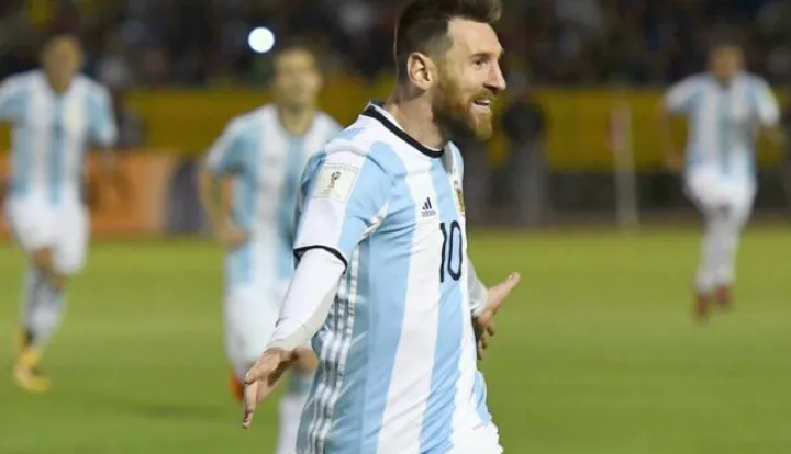 (SP)ECUADOR-QUITO-FIFA-2018 WORLD CUP-QUALIFIERS (171011) -- QUITO, Oct. 11, 2017 (Xinhua) -- Argentina's Lionel Messi celebrates after scoring during the FIFA World Cup 2018 qualifier match against Ecuador, at Atahualpa Olympic Stadium, in Quito, Ecuador, on Oct. 10, 2017. (Xinhua/TELAM) (ma) (ce) TELAM Photo: XINHUA/PIXSELL
