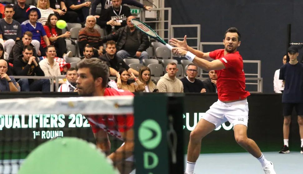 Osijek, 01. 02. 2025, SD Gradski vrt, tenis, Davis Cup, drugi dan. Hrvatska - Slovačka. Parovi Nikola Mektić i Mate Pavić- Milos Karol i Lukas Klein. Nikola Mektić i Mate Pavićsnimio GOJKO MITIĆ