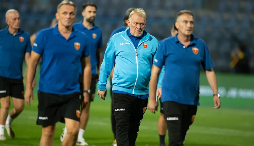 05, September, 2025, Podgorica - The fifth round match of Group L of the 2026 World Cup qualifiers between Montenegro and the Czech Republic was played at the City Stadium in Podgorica. Robert Prosinecki, trener/coach (Montenegro). Photo: R.R./ATAImages05, septembar 2025, Podgorica - Utakmica petog kola Grupe L kvalifikacija za Svetsko prvenstvo 2026 izmedju Crne Gore i Ceske odigrana je Gradskom stadionu u Podgoricu. Photo: R.R./ATAImages Photo: R.R./ATAImages/PIXSELL