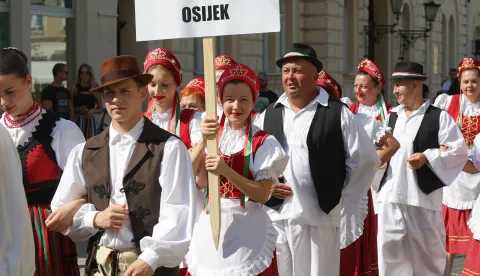 Osijek, 07. 09. 2025., Trg A. Starčevića, Dan Mađara, Mađari, manifestacija, druženje, kulturno-umjetnički program, povorka SNIMIO BRUNO JOBST