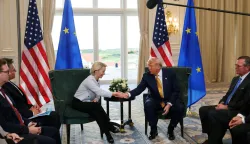 U.S. President Donald Trump shakes hands with European Commission President Ursula von der Leyen, after an announcement of a trade deal between the U.S. and EU, in Turnberry, Scotland, Britain, July 27, 2025. REUTERS/Evelyn Hockstein Photo: Evelyn Hockstein/REUTERS