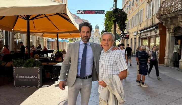 Saborski zastupnik Mosta Marin Miletić prozvao je u ponedjeljak "kvaziljevicu zadojenu jugoslavenskim nacionalizmom" da prestane dijeliti hrvatski narod i poručio da se "nikad nećemo odreći pozdrava 'Za dom spremni'". Na fotografiji Miletić i Josip Jurčević.