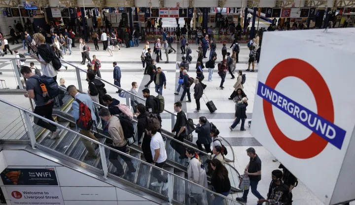 epa12361827 Commuters exit Liverpool Street station for alternative travel options due to a Tube strike that has shut down nearly all London Underground services in London, Britain, 08 September 2025. Members of the Rail, Maritime And Transport union (RMT) are staging a four-day walkout after rejecting the 3.4 percent pay rise, demanding their 35-hour week be reduced to a 32-hour week to improve their work conditions. EPA/TOLGA AKMEN