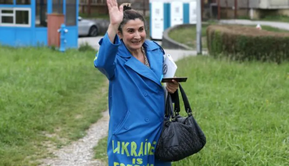 Zagreb, 03.06.2022. - Иlanica skupine Pussy Riot i aktivistkinja Ajsoltan Nijazova puљtena je iz ekstradicijskog pritvora u Remetincu. Na fotografiji Ajsoltan Nijazova. foto HINA/ Lana SLIVAR DOMINIЖ/ lsd