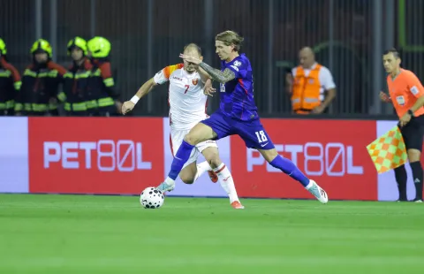 Zagreb, 08.09.2025 - Kvalifikacijska utakmica skupine L za odlazak na Svjetsko nogometno prvenstvo 2026. Hrvatska - Crna Gora. Na fotografriji Kristijan Jakić, Driton Camaj.foto HINA/ Admir Buljubašić/ abu