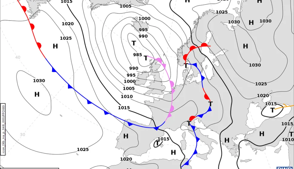 DHMZ &ndash; 9. 9. 2025. - Atmosfera će se tijekom utorka, 9. rujna, sve jače destabilizirati. Usrijedu, 10. rujna, te u prvom dijelu četvrtka, 11. rujna, uglavnom na Jadranu i krajevimauz njega bit će obilne oborine uz mogućnost bujičnih i urbanih poplava, a lokalno je vrlovjerojatno i grmljavinsko nevrijeme.
