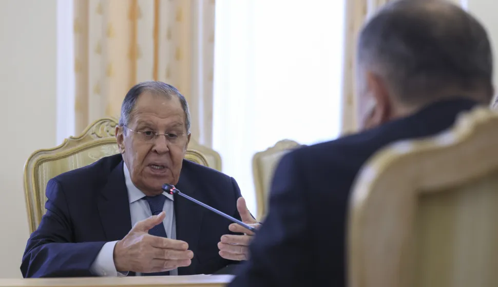 epa12364131 Russian Foreign Minister Sergey Lavrov (L) speaks with Bosnian Serb leader Milorad Dodik, serving as the 8th President of the Republika Srpska, during their meeting in Moscow, Russia, 09 September 2025. EPA/SERGEI ILNITSKY