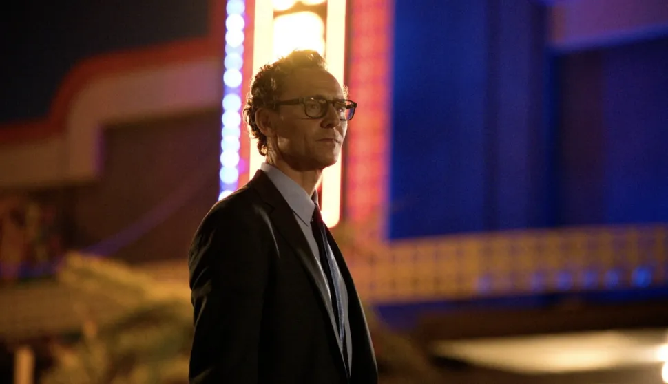 U ulozi Chucka je Tom Hiddleston