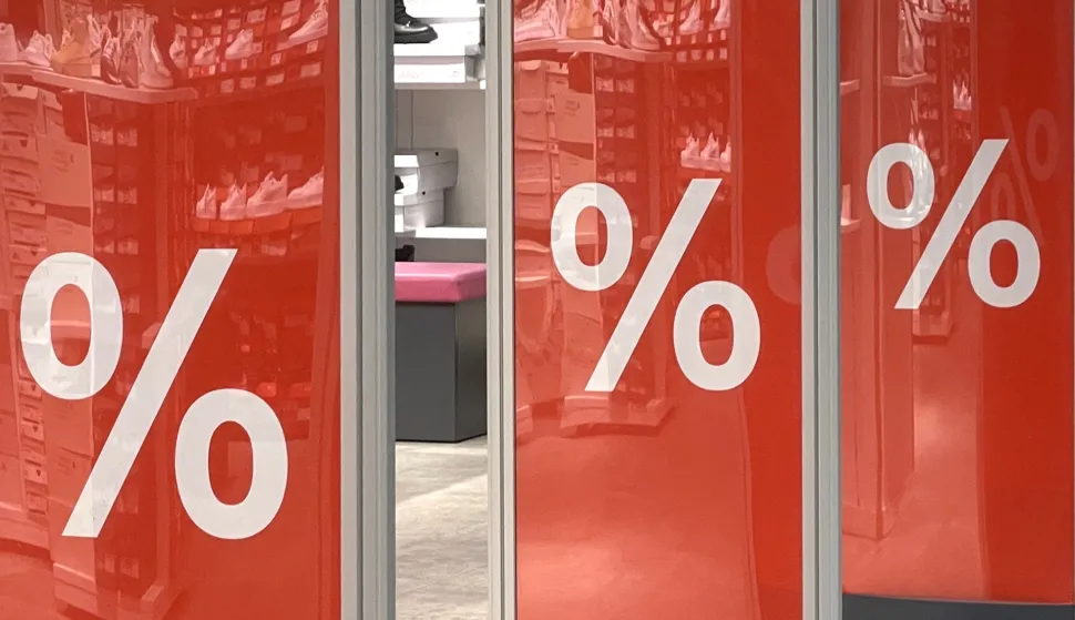 Osijek, 10. 01. 2025., Portanova, sezonsko sniženje, sezonska sniženja, popust, popusti, sniženje - ilustracijaSNIMIO BRUNO JOBST