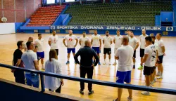 Osijek, 04. 08. 2025., Prozivka rukometa&scaron;i RK Osijek, rukomet; rukometa&scaron;; rukometa&scaron;i, rukometni klub; prozivka; Dvorana ZrinjevacSNIMILA: LAURA BUNJEVAC