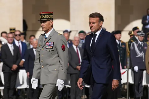 epa12354110 French President Emmanuel Macron (R) and Chief of Staff of the French Armed Forces Thierry Burkhard arrive at a farewell ceremony for Burkhard, in the courtyard of the Invalides, in Paris, France, 05 September 2025. EPA/CHRISTOPHE ENA/POOL MAXPPP OUT