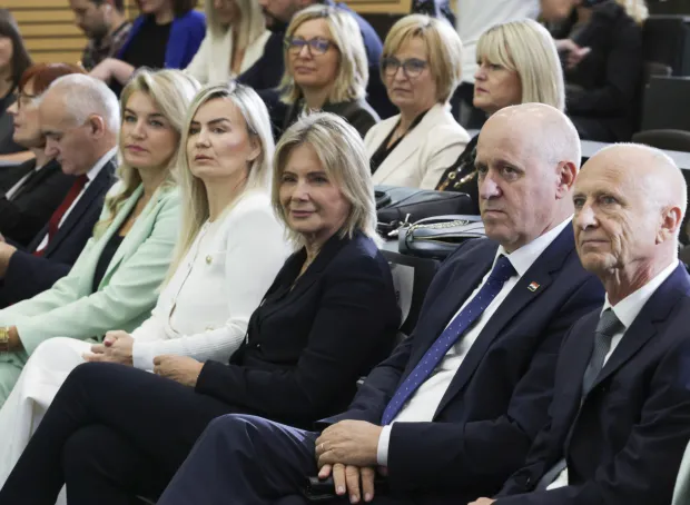 Zagreb, 11.09.2025. - Otvorenje jubilarnog 5. izdanja sajma i konferencije ArhiBau. Na fotografiji Nikolina Brnjac, Martina Ciglević, Marijana Čagalj, Branko Bačić, Tomislav Petrinec. foto HINA/ Lana SLIVAR DOMINIĆ/ lsd