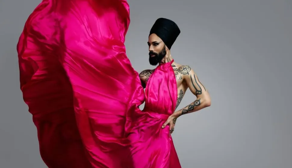 Božo Vrećo u studenom se vraća u Osijek kako bi publici priredio još jedan nezaboravan koncert, spajajući sevdah, jazz i spiritualnu glazbu.