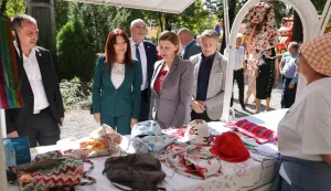 DONJI MIHOLJACU Parku Matice hrvatske u Donjem Miholjcu u petak je otvoren 19. Miholjački sajam, sajam poduzetništva, obrtništva, poljoprivrede i turizma. Sajam je otvorila županica OBŽ-a Nataša Tramišak.12. 9. 2025.