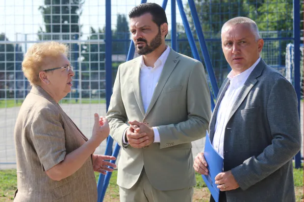 Osijek, 13. 09. 2025, Igralište kod tržnice Retfala. Dan Gradske četvrti Retfala. Dragan Vulin i Marko Eljuga.snimio GOJKO MIITĆ