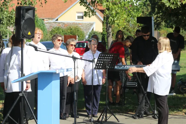 Osijek, 13. 09. 2025, Igralište kod tržnice Retfala. Dan Gradske četvrti Retfala. Dragan Vulin i Marko Eljuga.snimio GOJKO MIITĆ