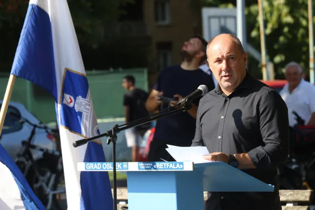 Osijek, 13. 09. 2025, Igralište kod tržnice Retfala. Dan Gradske četvrti Retfala. Miroslav Čabraja.snimio GOJKO MIITĆ