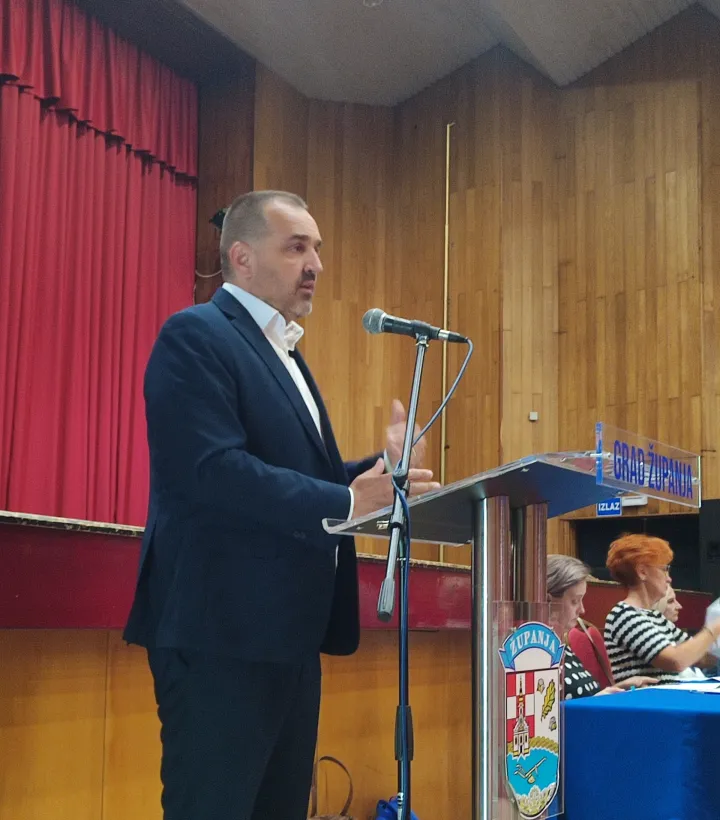 Damir Juzbašićsnimila Marija Lešić Omerović