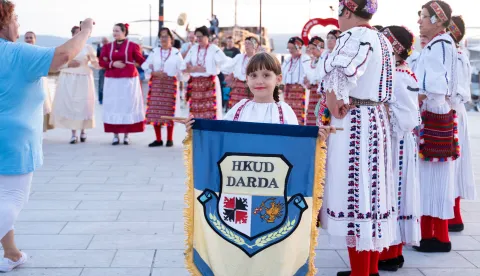 Folkloraši iz Slavonije i Baranje u Selcu