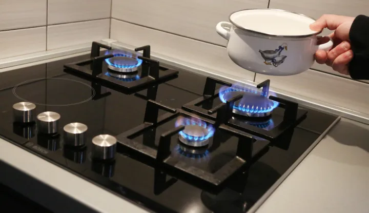 05.03.2015., Sibenik - Plinski plamenik. r"nPhoto: Dusko Jaramaz/PIXSELL