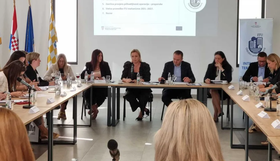 Vinkovci, sastanak predstavnika 22 grada središta urbanih područja