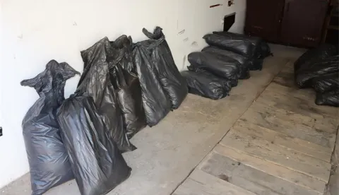 U unajmljenoj garaži u Osijeku 60-godišnjak imao 470 kilograma duhana, duhan, ilustracija